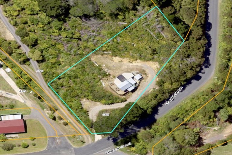 Photo of property in 465 Edward Street, Coromandel, 3506