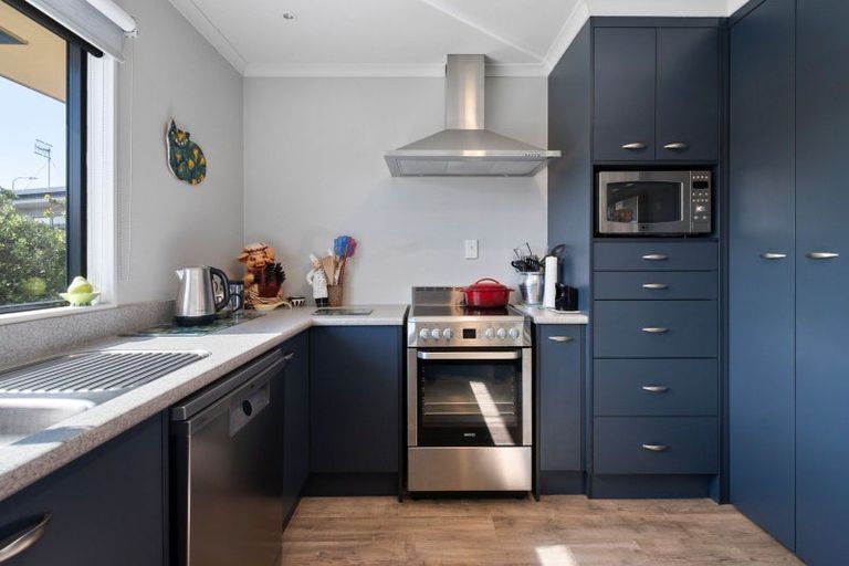 Photo of property in 9 Malthus Place, Foxton Beach, Foxton, 4815