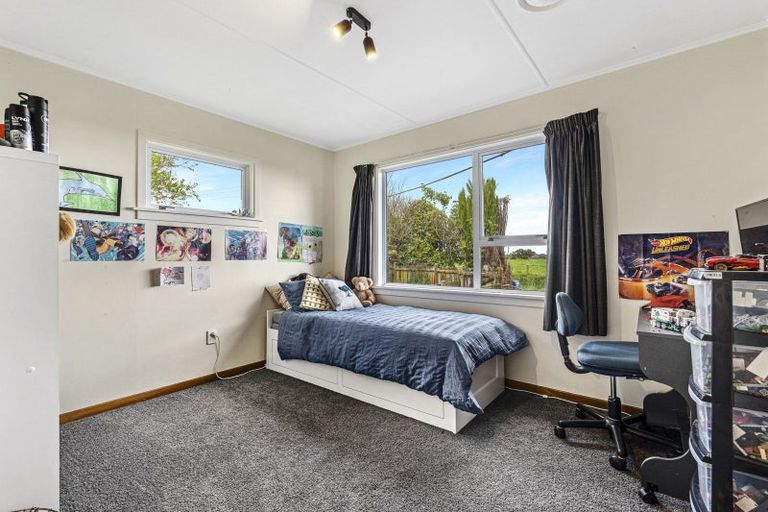 Photo of property in 17 Upper Pitone Road, Pitone, New Plymouth, 4374