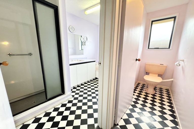 Photo of property in 1/142 Racecourse Road, Sockburn, Christchurch, 8042