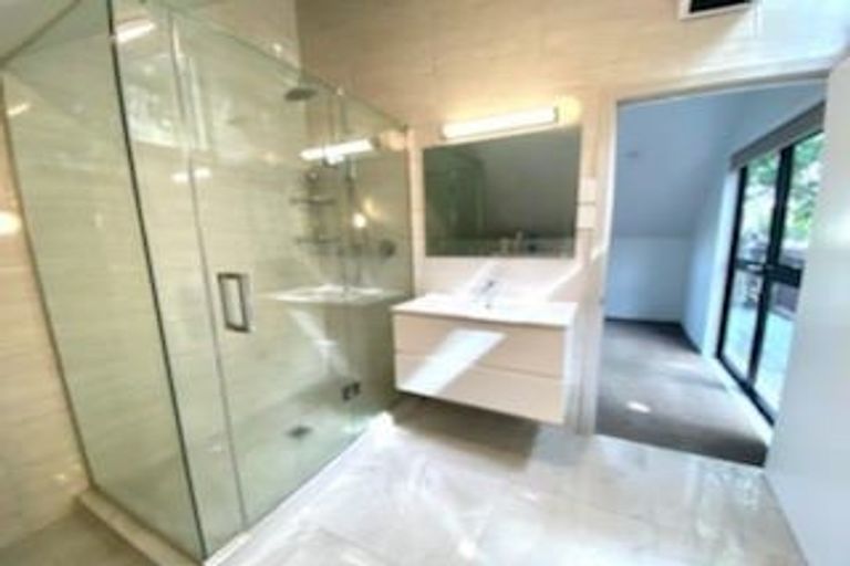 Photo of property in 1/49 Mozeley Avenue, Devonport, Auckland, 0624