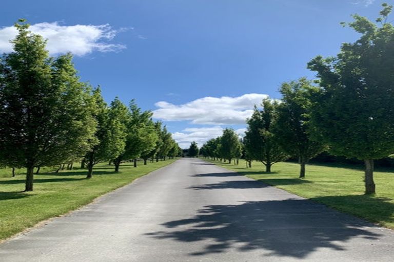 Photo of property in 1494 Tram Road, Swannanoa, Rangiora, 7475