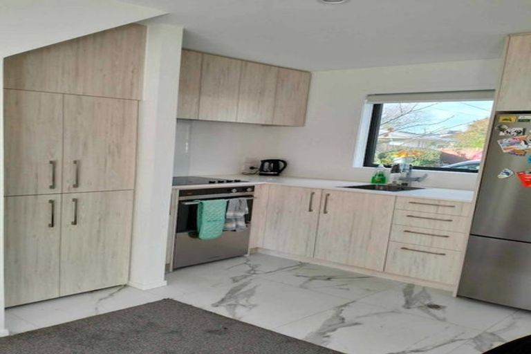 Photo of property in 1/10 Wilsher Crescent, Henderson, Auckland, 0612