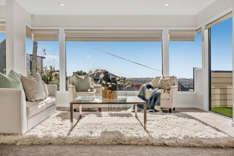 Photo of property in 2/32 Gills Road, Bucklands Beach, Auckland, 2014