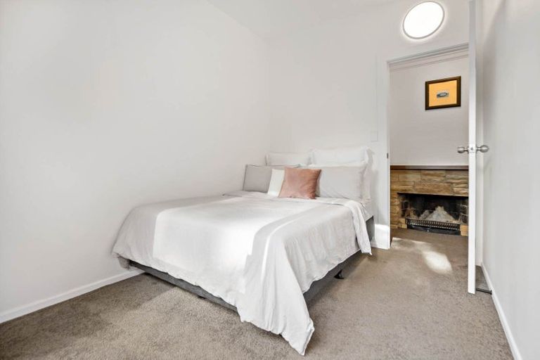 Photo of property in 24 Tawa Road, Onehunga, Auckland, 1061