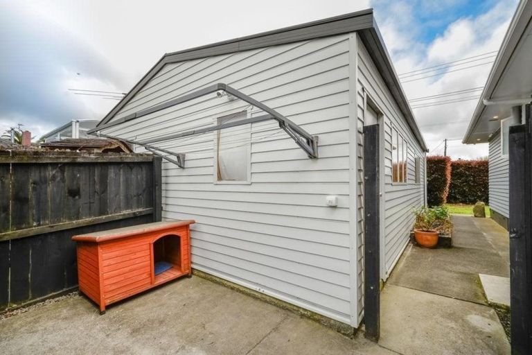 Photo of property in 74 Pooks Road, Ranui, Auckland, 0612