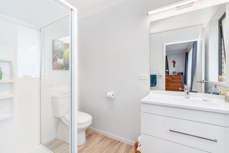 Photo of property in 6 Pinehurst Close, Te Kamo, Whangarei, 0112