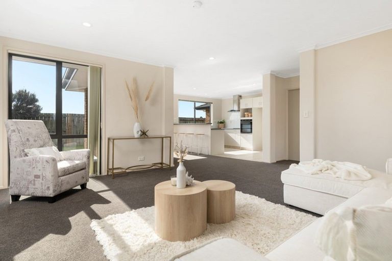 Photo of property in 23 Beachmere Place, Papamoa Beach, Papamoa, 3118