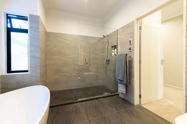 Photo of property in 6 Dunair Way, Britannia Heights, Nelson, 7010