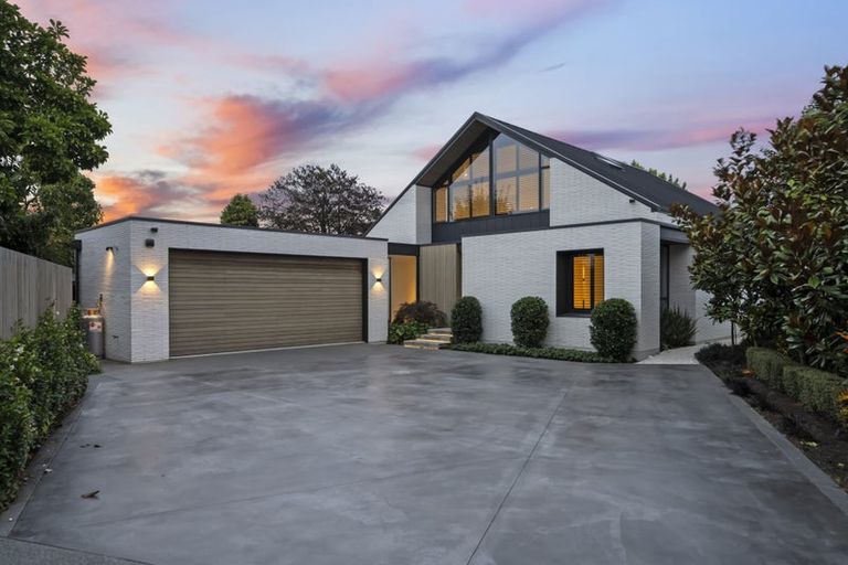 Photo of property in 27 Idris Road, Fendalton, Christchurch, 8052