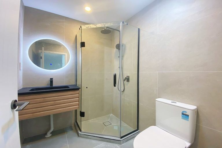 Photo of property in 3/46 View Road, Henderson, Auckland, 0612