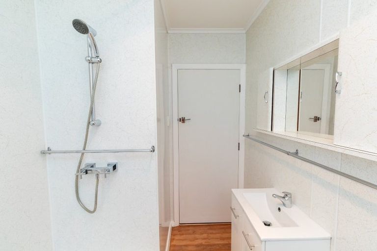 Photo of property in 18a Percy Cameron Street, Avalon, Lower Hutt, 5011