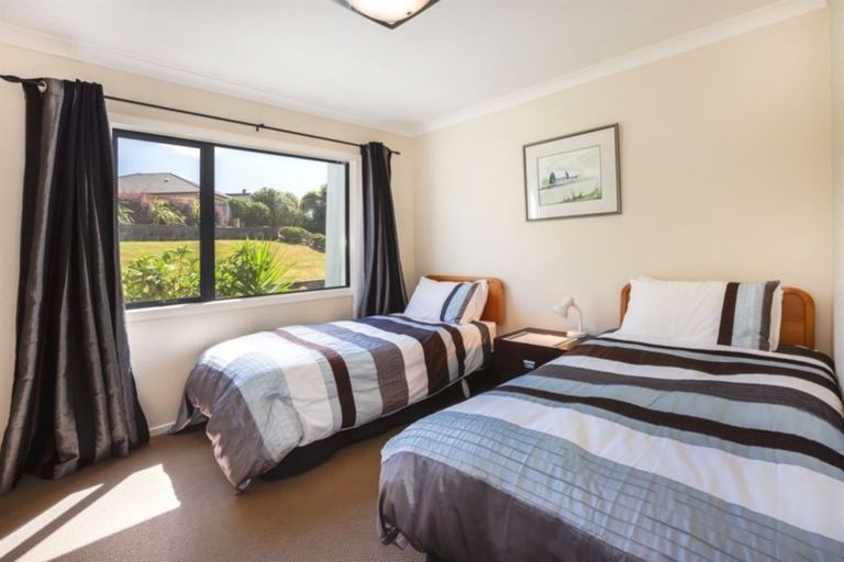 Photo of property in 85 Te Puia Drive, Aotea, Porirua, 5024