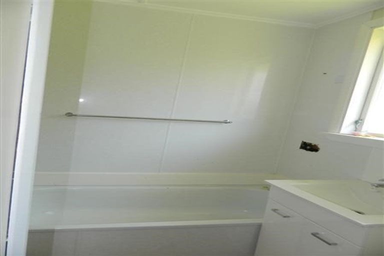 Photo of property in 2 Rakihau Place, Titahi Bay, Porirua, 5022