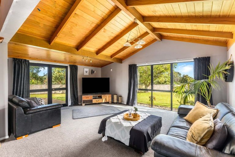 Photo of property in 68 Brois Street, Frankleigh Park, New Plymouth, 4310