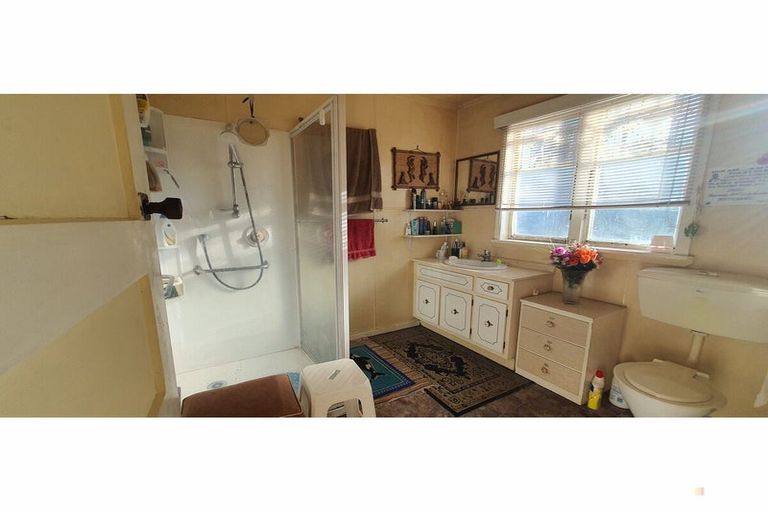 Photo of property in 5 Edward Street, Waimate, 7924