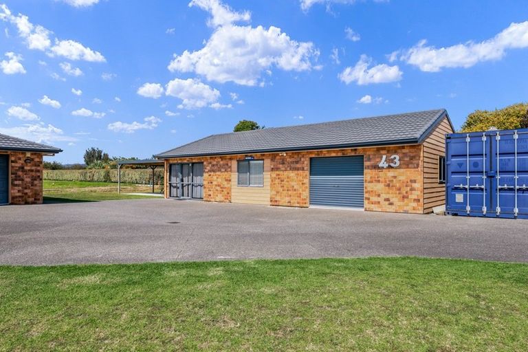 Photo of property in 43 Mahana Way, Pyes Pa, Tauranga, 3112