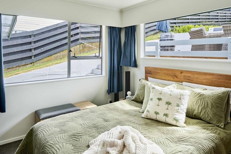 Photo of property in 17 Truro Road, Camborne, Porirua, 5026