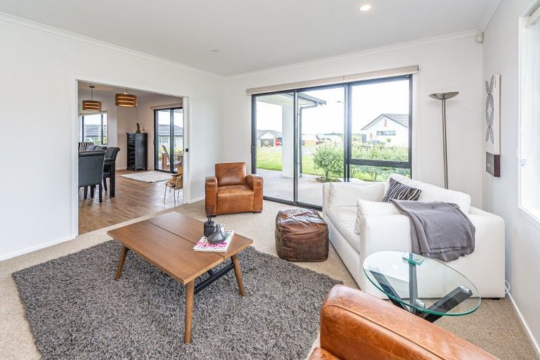 Photo of property in 36 Tirimoana Place, Otamatea, Whanganui, 4501