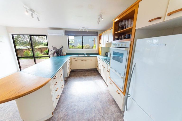 Photo of property in 5 John Street, Raglan, 3225