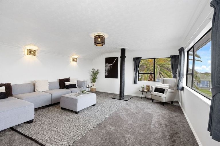 Photo of property in 116 Effingham Street, North New Brighton, Christchurch, 8083