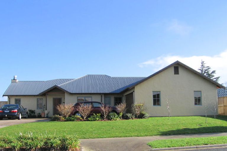 Photo of property in 15 Merlot Place, Rototuna, Hamilton, 3210