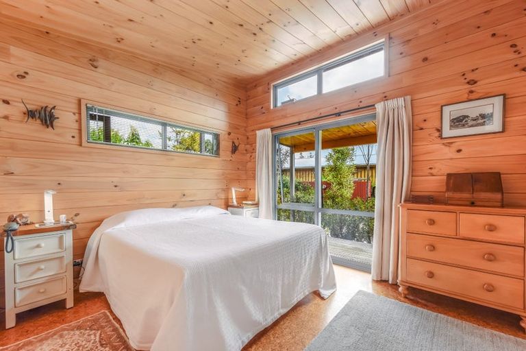 Photo of property in 17 Toru Street, Mapua, 7005