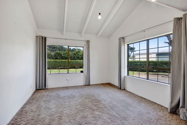 Photo of property in 290 Waihi Road, Hawera, 4673