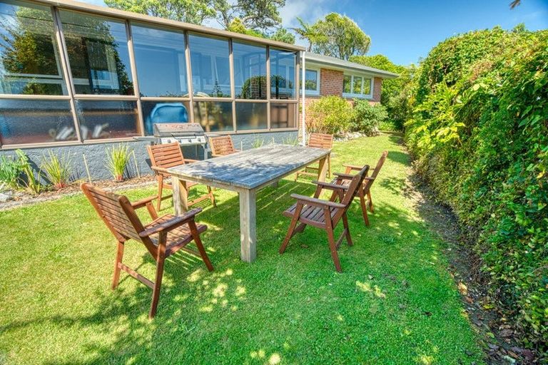 Photo of property in 37 Main South Road, Karoro, Greymouth, 7805