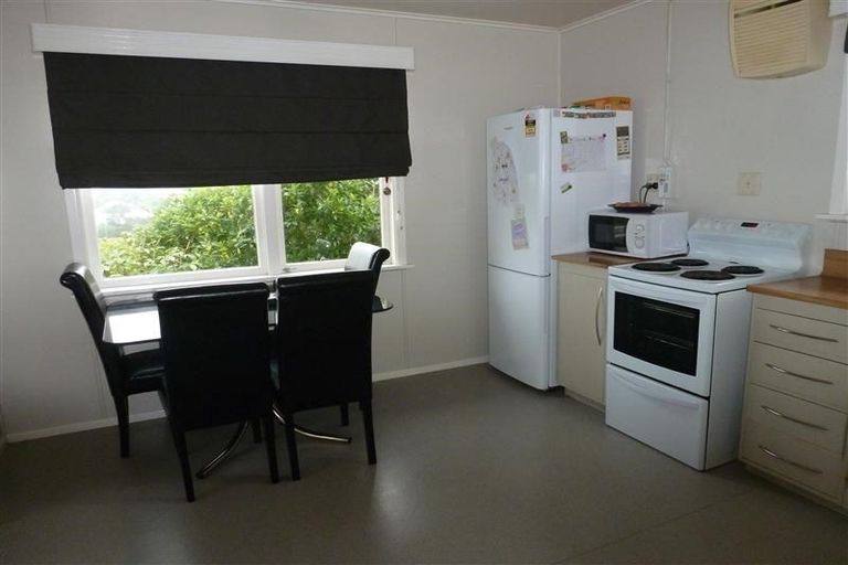 Photo of property in 95 Ironside Road, Johnsonville, Wellington, 6037