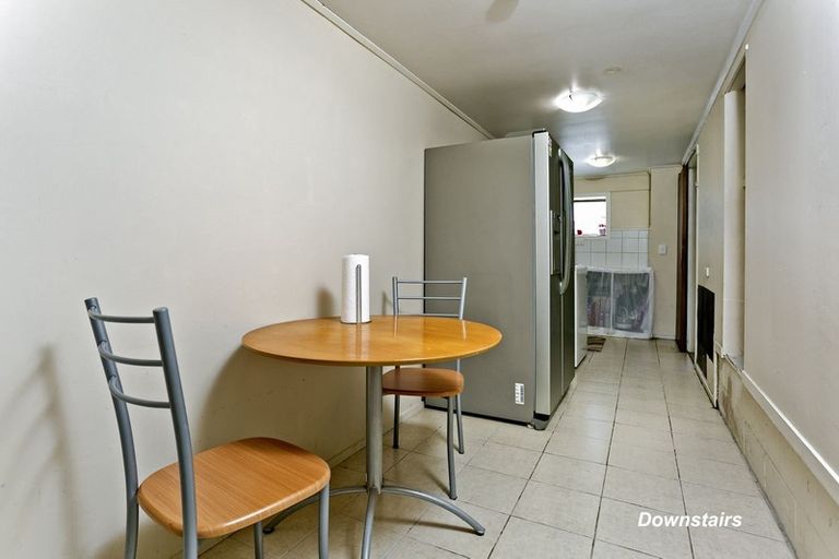 Photo of property in 68 Salamanca Road, Sunnynook, Auckland, 0620