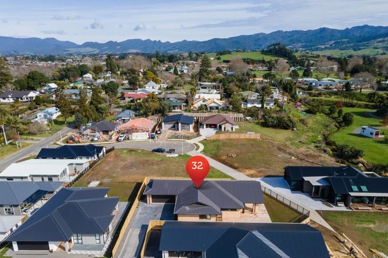 Photo of property in 32 Mulgan Street, Katikati, 3129