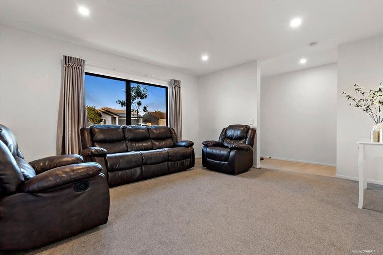 Photo of property in 56 Arion Road, Takanini, 2112