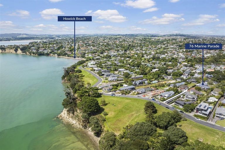 Photo of property in 76 Marine Parade, Mellons Bay, Auckland, 2014