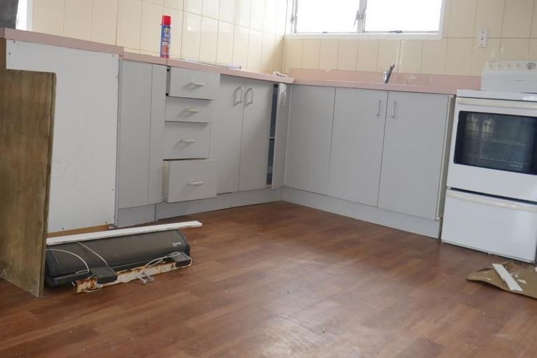 Photo of property in 64 Zelda Avenue, Clover Park, Auckland, 2023