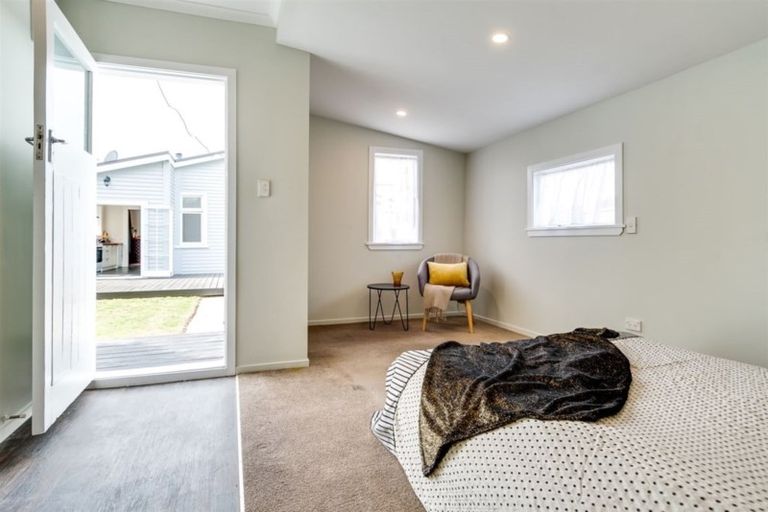 Photo of property in 80 Vigor Brown Street, Napier South, Napier, 4110