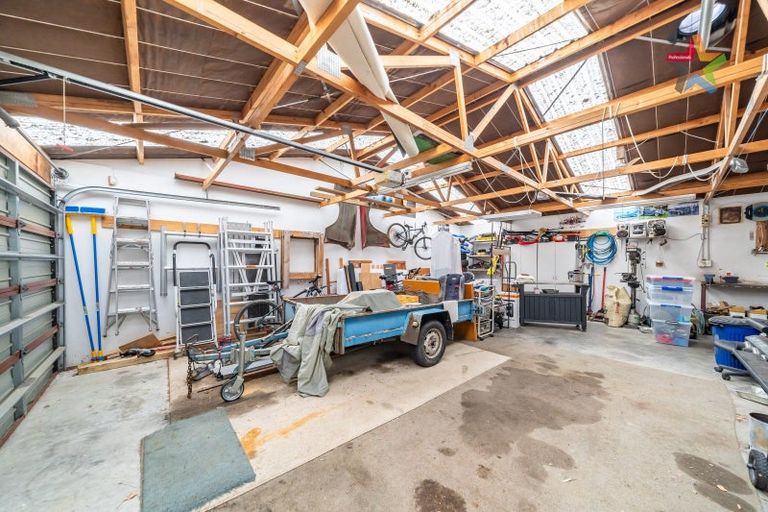 Photo of property in 93 Seddon Street, Naenae, Lower Hutt, 5011