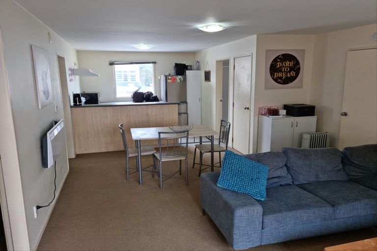 Photo of property in 3/27 Drummond Street, Mount Cook, Wellington, 6021