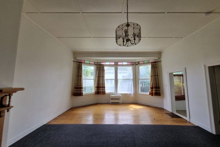 Photo of property in 11 Carlton Avenue, Gonville, Wanganui, 4501