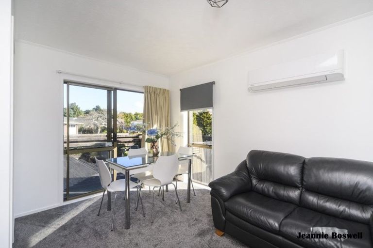 Photo of property in 66 Carter Crescent, Awapuni, Palmerston North, 4412