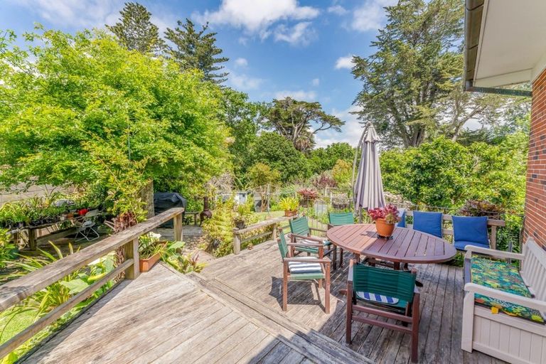 Photo of property in 111 Macleans Road, Bucklands Beach, Auckland, 2014