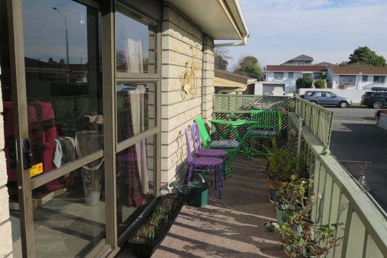 Photo of property in 3/2b Preston Street, West End, Timaru, 7910