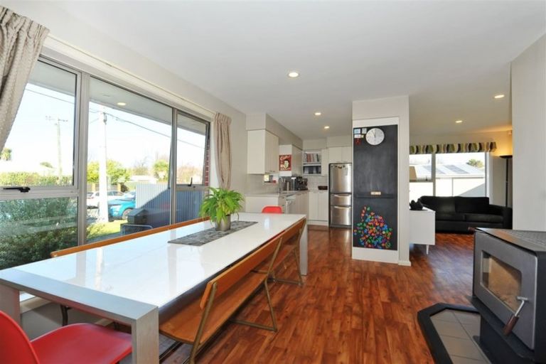 Photo of property in 11 Norah Street, Mairehau, Christchurch, 8013