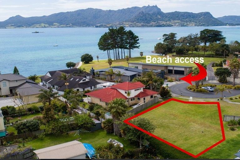 Photo of property in 13 Aarts Place, One Tree Point, 0118