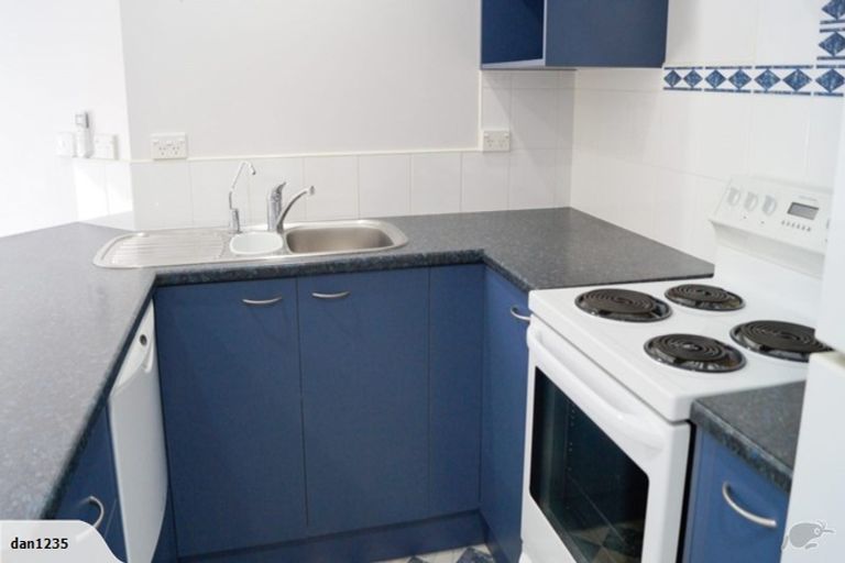 Photo of property in 1b Estuary Views, Shelly Park, Auckland, 2014