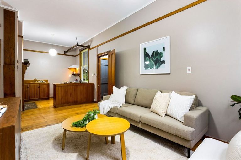 Photo of property in 4 Clarks Lane, Hobsonville, Auckland, 0618