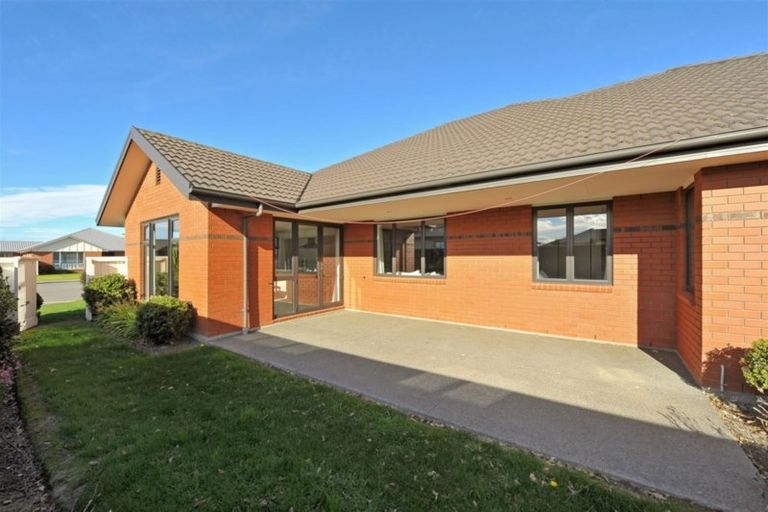 Photo of property in 5 Wisteria Lane, Rangiora, 7400