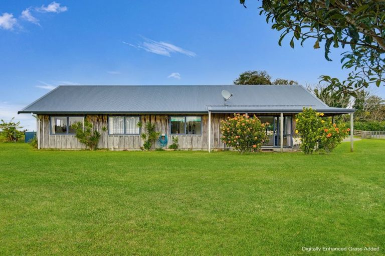 Photo of property in 2149 Awhitu Road, Pollok, Waiuku, 2684