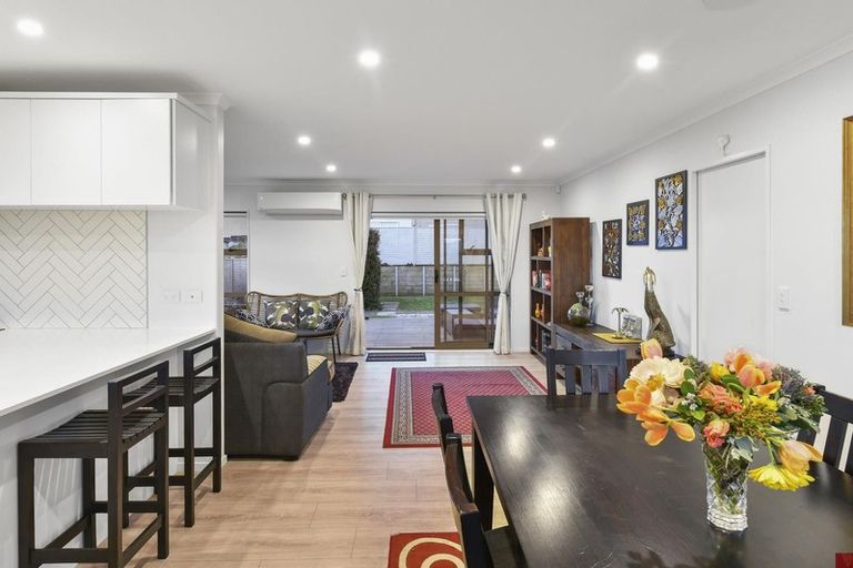 Photo of property in 77 Calluna Crescent, Totara Heights, Auckland, 2105