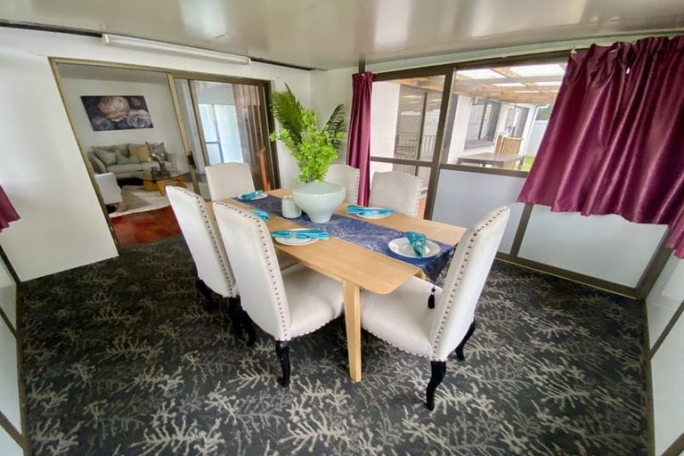 Photo of property in 40 Tudor Road, Henderson, Auckland, 0610